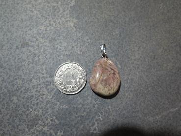 Jasper pendant on goatskin (VJ3)