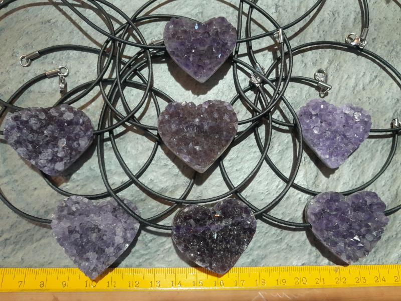 Amethystherz an Büffelleder, 51cm (Lup6)