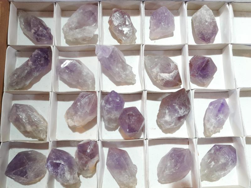 Amethyst Spitze zart Lila (Lup74)