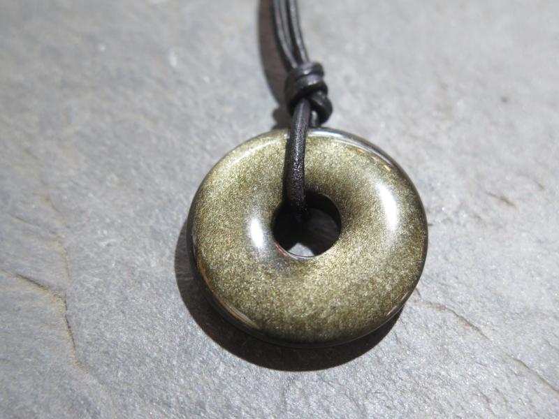 Gold-Obsidian an Büffelleder (VGO2)