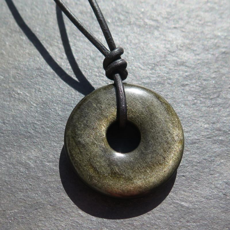 Gold-Obsidian an Büffelleder (VGO2)